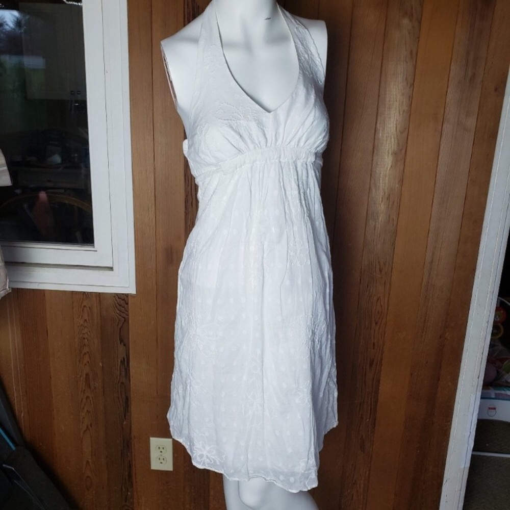 B. Darlin White Halter Summer Dress